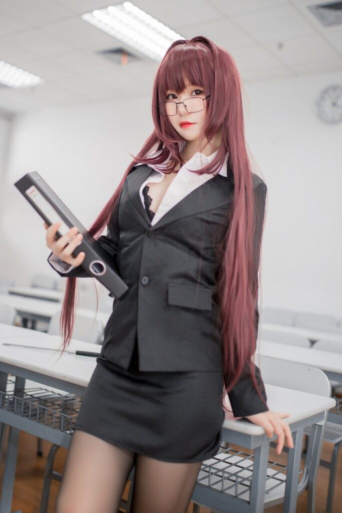 คอสเพลย์ Sgathaich จาก Fate/Grand Order เวอร์ชั่นคุณครูสุดแจ่ม