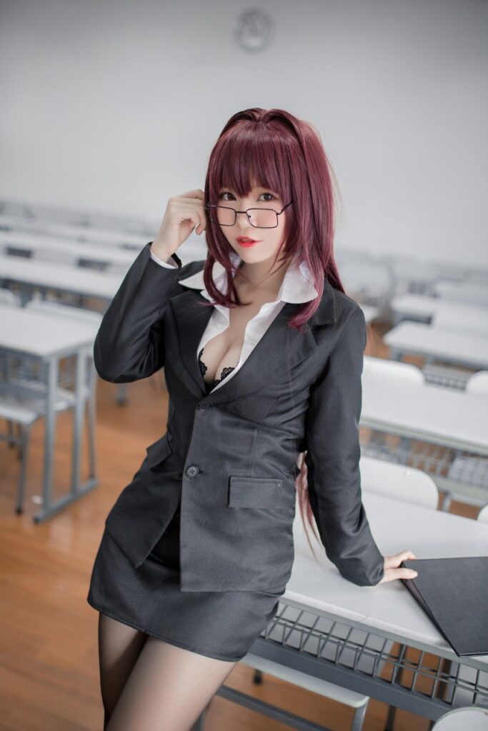 คอสเพลย์ Sgathaich จาก Fate/Grand Order เวอร์ชั่นคุณครูสุดแจ่ม