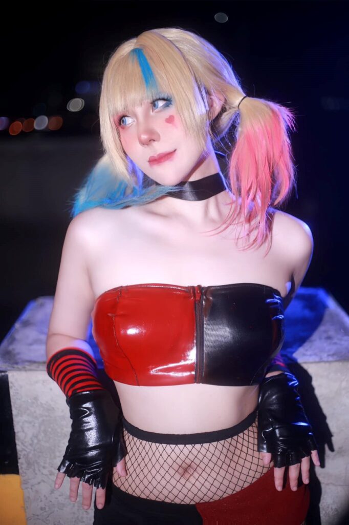 สาวไทยแปลงโฉมเป็น Harley Quinn ได้น่ารักและเซ็กซี่ลงตัว! 2 สาวไทยแปลงโฉมเป็น Harley Quinn ได้น่ารักและเซ็กซี่ลงตัว!