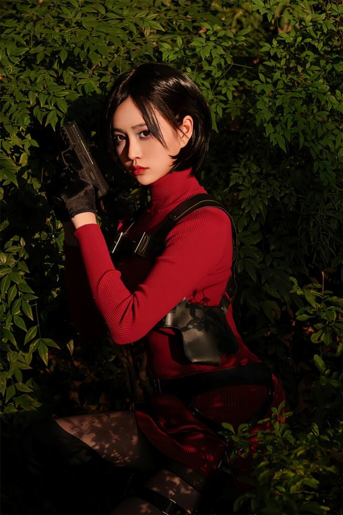 คอสเพลเยอร์สาย OLF โชว์การแต่งคอสเพลย์เป็น Ada Wong จาก Resident Evil 6 Ada Wong Resident Evil Cosplay by Nnian
