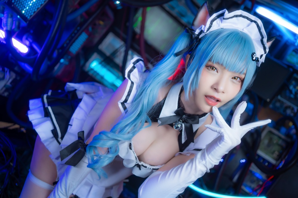 PRIVATY จาก GODDESS OF VICTORY: NIKKE เวอร์ชั่นเมดที่เซ็กซี่แบบคิ้วท์ ๆ ฝีมือคุณรินะ 2 PRIVATY GODDESS OF VICTORY NIKKE Cosplay by Rina 2