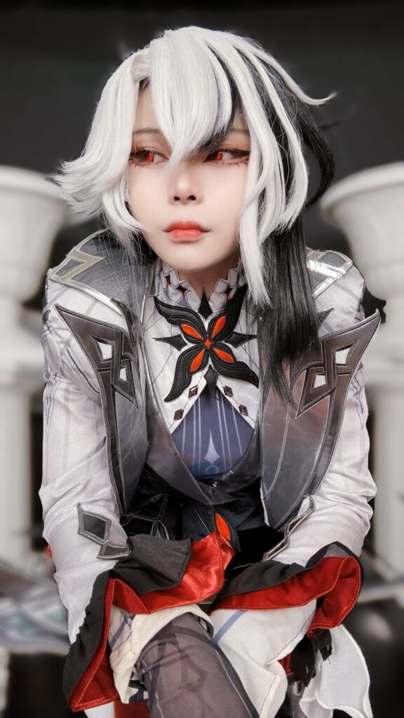 คุณมิรินสุดแซ่บ แปลงโฉมเป็น Arlecchino จาก Genshin Impact ในชุดชั้นใน 2 Arlecchino Genshin Impact Cosplay by Mirin