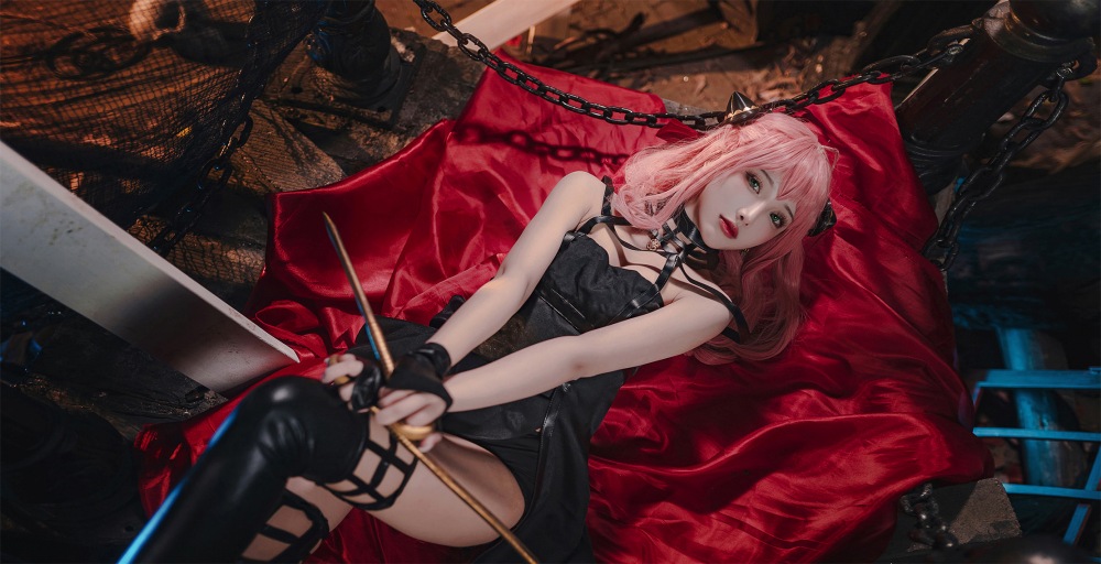 คอสเพลย์ Anya จาก Spy x Family ในสไตล์มือสังหารสาว 2 Anya Spy x Family Cosplay by A-Xuan