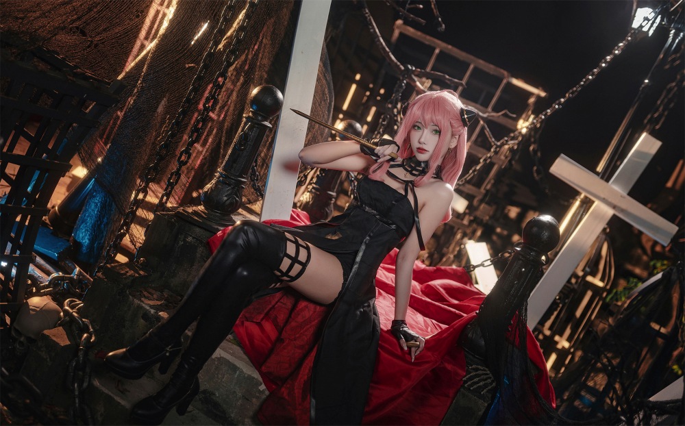 คอสเพลย์ Anya จาก Spy x Family ในสไตล์มือสังหารสาว 6 Anya Spy x Family Cosplay by A-Xuan