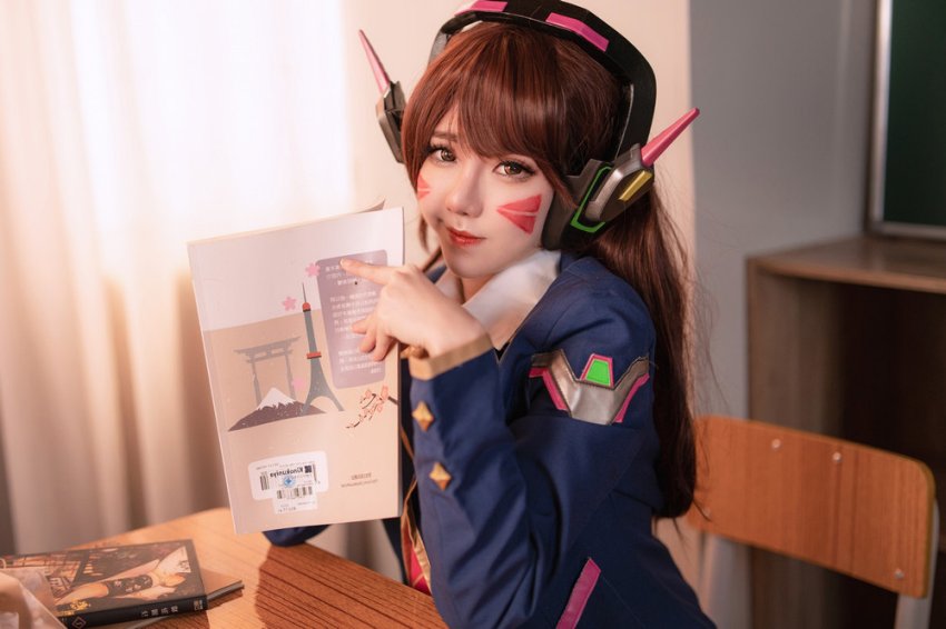 สาวหน้าใสแปลงโฉมเป็น D.Va เวอร์ชั่นชุดนักเรียน 3 สาวหน้าใสแปลงโฉมเป็น D.Va เวอร์ชั่นชุดนักเรียน