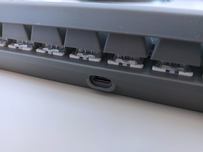 [รีวิว] Tsunami Gaming Keyboard MK-61 Pro