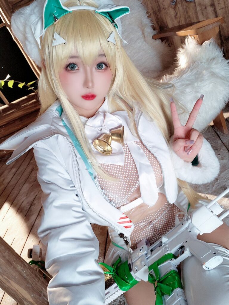 Rupee GODDESS OF VICTORY: NIKKE Cosplay by Rinaijiao