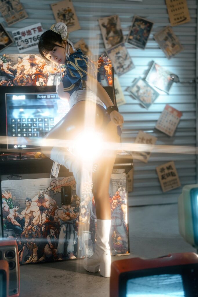 Chun-li Street Fighter Cosplay by Nene Koo
