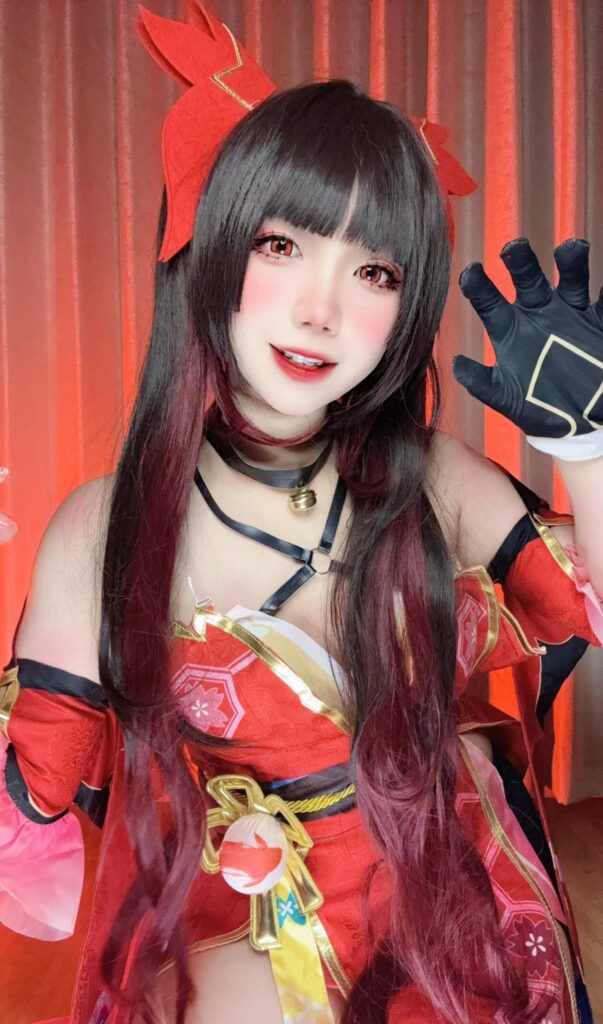 คุณตะวันโชว์ผลงานการแปลงโฉมเป็น Sparkle จาก Honkai: Star Rail 3 Sparkle Honkai: Star Rail Cosplay by Tawan