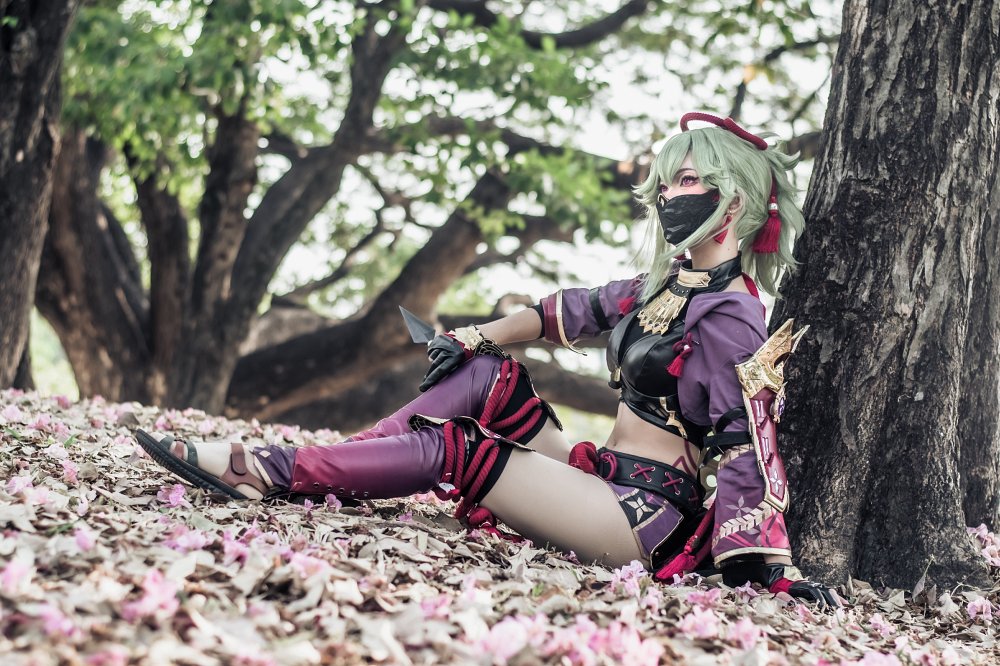 ผลงานสุดเท่ของคุณยูริในการแปลงโฉมเป็น Shinobu จาก Genshin Impact 2 Shinobu Genshin Impact Cosplay by yuri