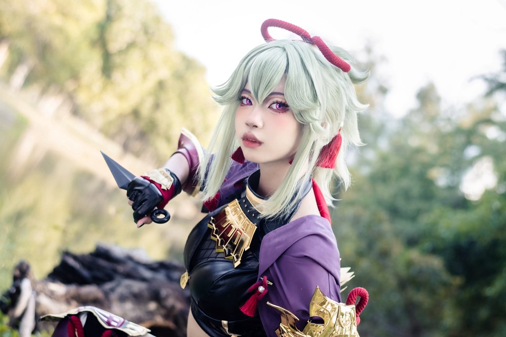 ผลงานสุดเท่ของคุณยูริในการแปลงโฉมเป็น Shinobu จาก Genshin Impact 5 Shinobu Genshin Impact Cosplay by yuri
