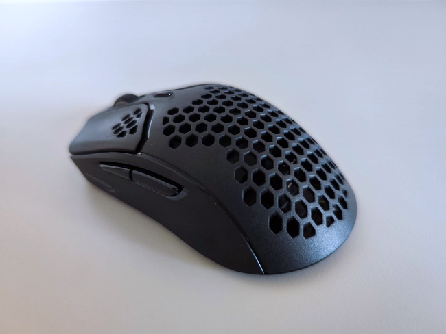 [รีวิว] HyperX Pulsefire Haste Wireless และ HyperX Pulsefire Mat