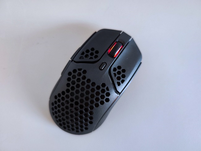 [รีวิว] HyperX Pulsefire Haste Wireless และ HyperX Pulsefire Mat