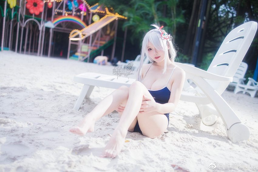 สาวจีนแปลงโฉมเป็น Shenhe จาก Genshin Impact ใส่ชุดว่ายน้ำเที่ยวทะเล 4 สาวจีนแปลงโฉมเป็น Shenhe จาก Genshin Impact ใส่ชุดว่ายน้ำเที่ยวทะเล