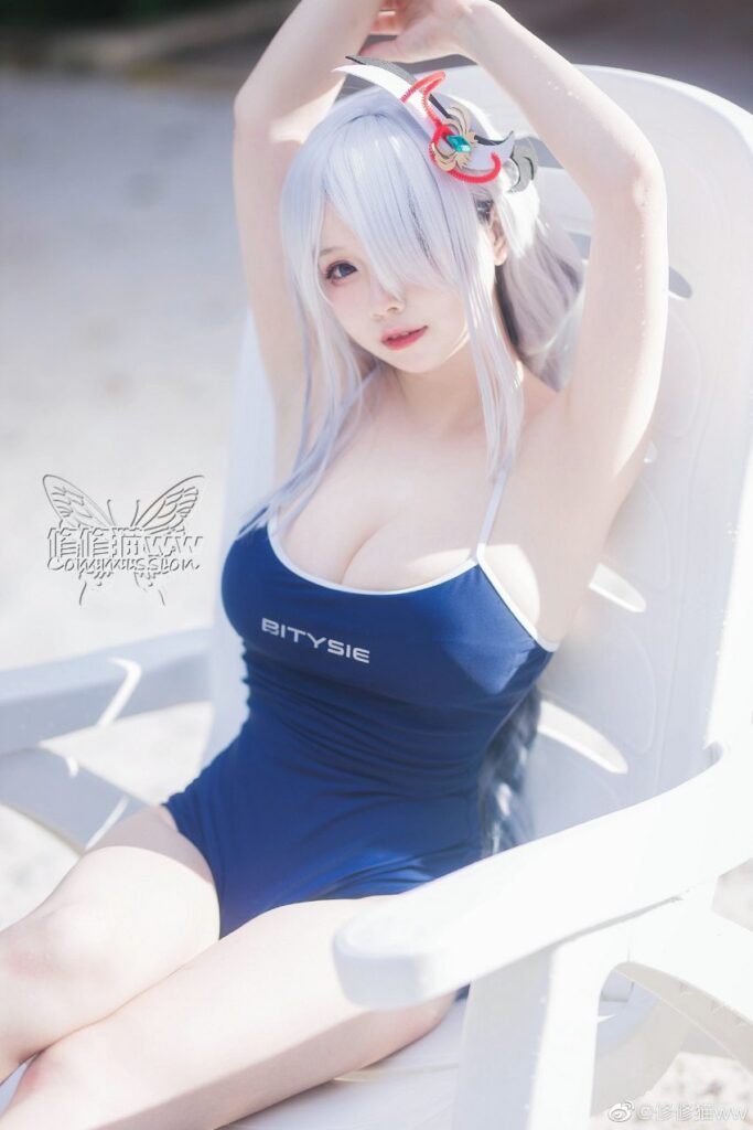 สาวจีนแปลงโฉมเป็น Shenhe จาก Genshin Impact ใส่ชุดว่ายน้ำเที่ยวทะเล 7 สาวจีนแปลงโฉมเป็น Shenhe จาก Genshin Impact ใส่ชุดว่ายน้ำเที่ยวทะเล