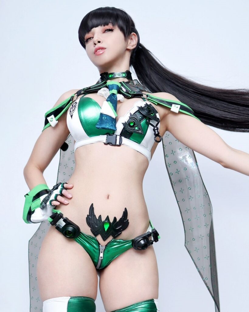 สาวลูกครึ่งญี่ปุ่นแปลงโฉมเป็น Eve จาก Stellar Blade ในลุคสุดแซ่บ 4 Eve Stellar Blade Cosplay by samichuuu