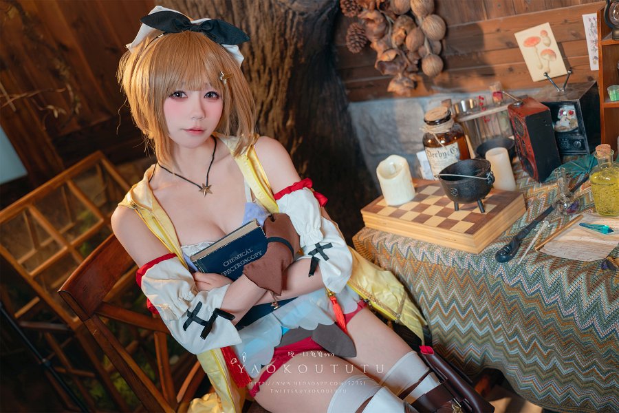 ผลงานการแต่งคอสเพลย์เป็น Ryza จาก Atelier Ryza 8 Ryza Atelier Ryza Cosplay by Yaokoututu
