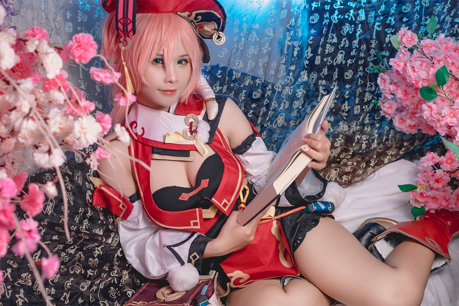Pyoncos แปลงโฉมเป็น Yanfei จาก Genshin Impact 2 Yanfei Genshin Impact Cosplay by Pyoncos