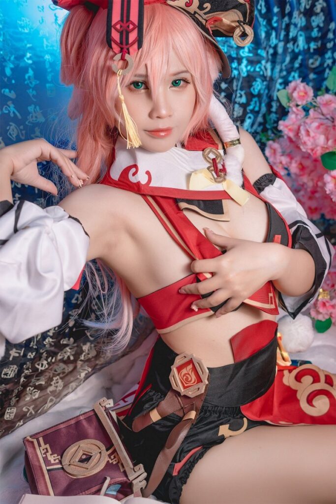 Pyoncos แปลงโฉมเป็น Yanfei จาก Genshin Impact 7 Yanfei Genshin Impact Cosplay by Pyoncos