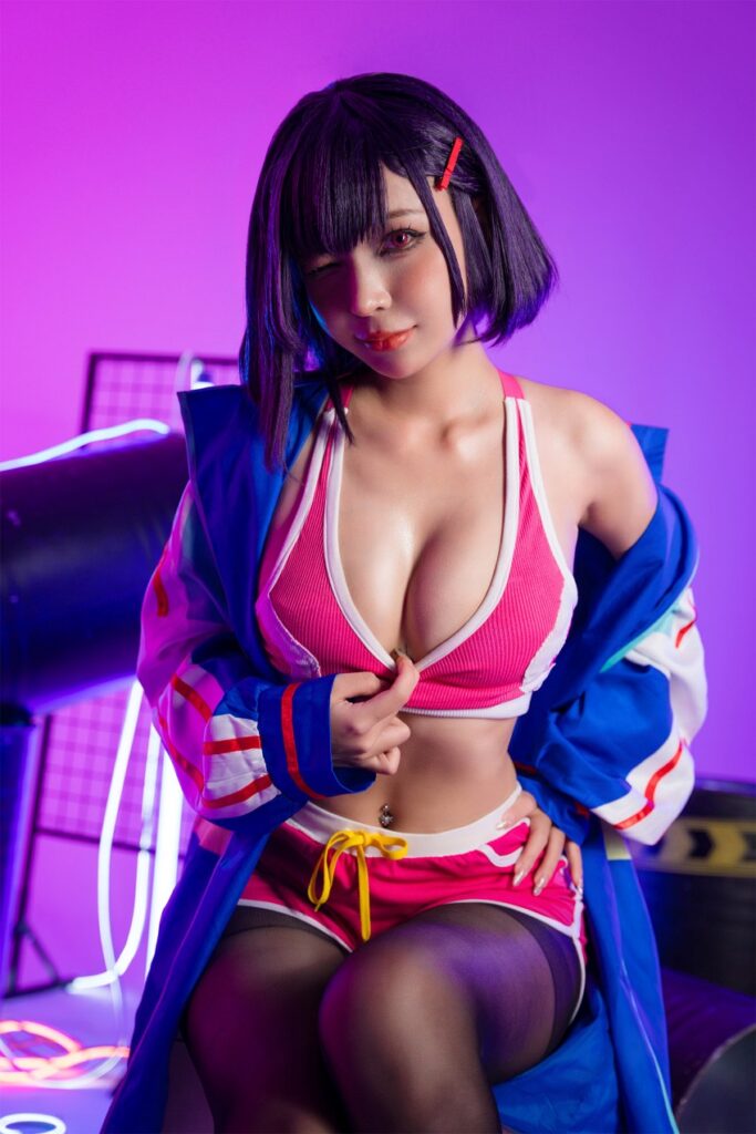 Umeko J คอสเพลย์ Shizuka Mikazuki จาก Zom 100 สุดแซ่บ! 5 Shizuka Mikazuki Zom 100 Cosplay by Umeko J