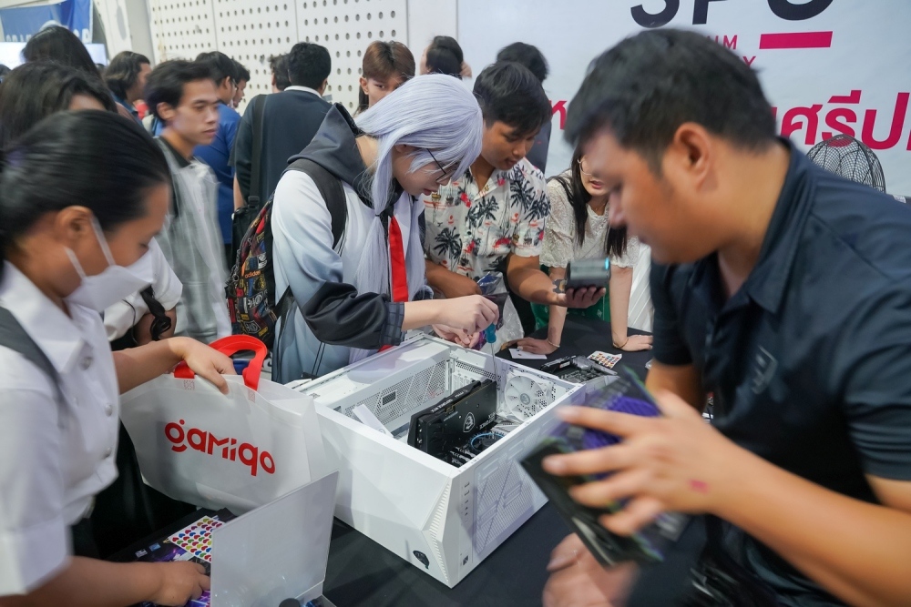 ดิจิทัลมีเดีย ม.ศรีปทุม ยกระดับศักยภาพเกมเมอร์สู่อาชีพดาวรุ่งวงการอีสปอร์ต 6 ดิจิทัลมีเดีย ม.ศรีปทุม ยกระดับศักยภาพเกมเมอร์สู่อาชีพดาวรุ่งวงการอีสปอร์ต