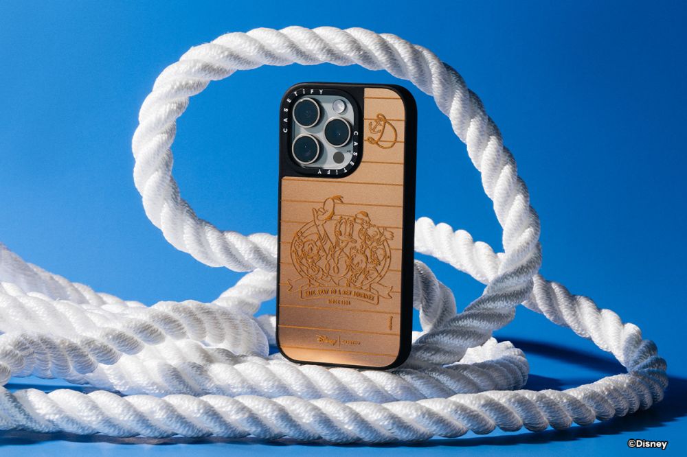 CASETiFY ฉลองครบรอบ 90 ปีของ Donald Duck ด้วยอุปกรณ์เสริมเทคโนโลยีมากมาย 4 CASETiFY ฉลองครบรอบ 90 ปีของ Donald Duck ด้วยอุปกรณ์เสริมเทคโนโลยีมากมาย