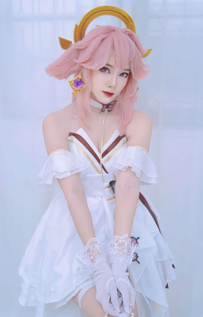 คอสเพลย์ Yae Miko ชุดแต่งงานเวอร์ชั่นคุณชิน 2 คอสเพลย์ Yae Miko ชุดแต่งงานเวอร์ชั่นคุณชิน
