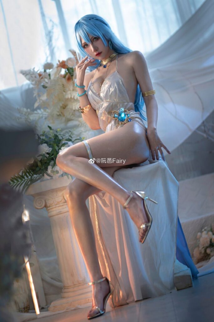คอสเพลย์ Helm จาก NIKKE ที่สวยแซ่บสะท้านใจ