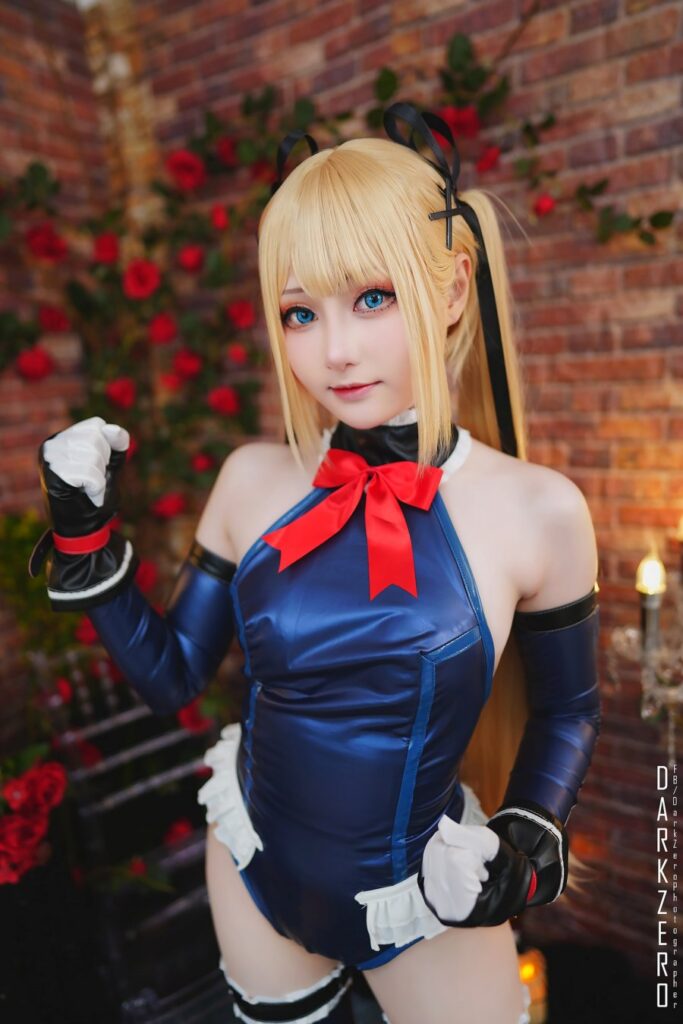 ช่างภาพโชว์ผลงานคอสเพลย์ Marie Rose จาก DoA 3 ช่างภาพโชว์ผลงานคอสเพลย์ Marie Rose จาก DoA