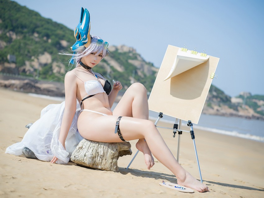 คอสเพลย์ Tosa จาก Azur Lane ในลุคบิกินี่เที่ยวชายหาด 5 Tosa Azur Lane Cosplay by Makachan