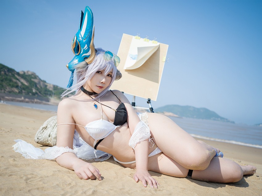 คอสเพลย์ Tosa จาก Azur Lane ในลุคบิกินี่เที่ยวชายหาด 11 Tosa Azur Lane Cosplay by Makachan