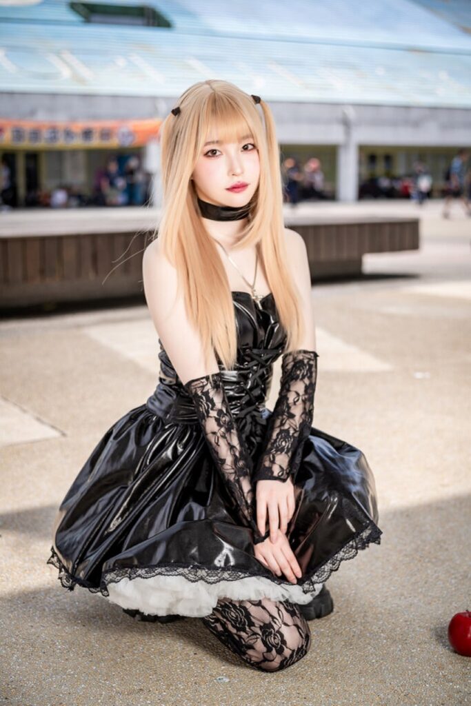 สาวน้อยร่างบางแปลงโฉมเป็น Misa ตัวละครสุดฮอตจาก Death Note! 3 Misa Death Note Cosplay by teinou74