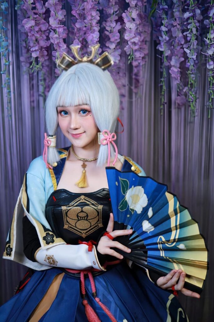 คุณโชแชงแปลงโฉมเป็น Ayaka จาก Genshin Impact ในลุคสุดเท่ 6 Ayaka Genshin Impact Cosplay by Shoshang
