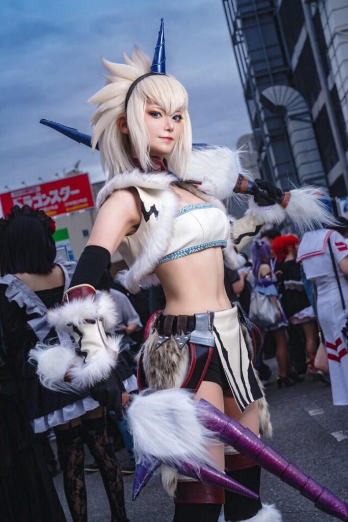 คอสเพลย์ฮันเตอร์จาก Monster Hunter ในชุดกิเลน 2 Hunter Monster Hunter Cosplay by Mamichi