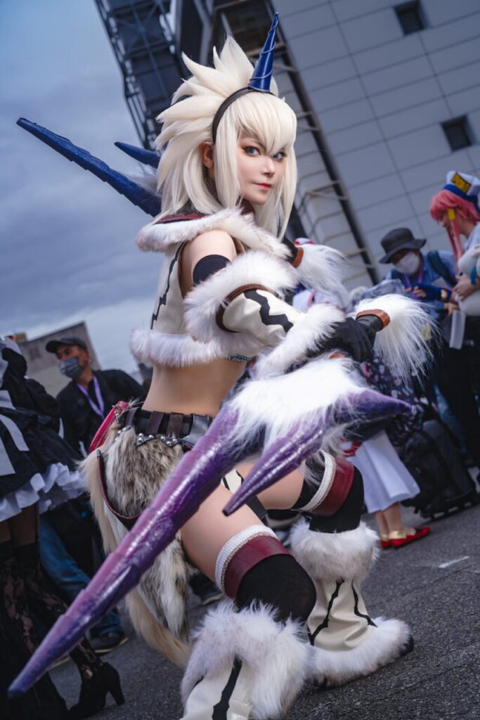 คอสเพลย์ฮันเตอร์จาก Monster Hunter ในชุดกิเลน 3 Hunter Monster Hunter Cosplay by Mamichi