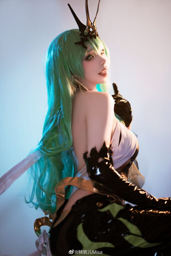 คอสเพลย์ Mobius จาก Honkai Impact 3rd ที่สวยร้ายเกินห้ามใจ