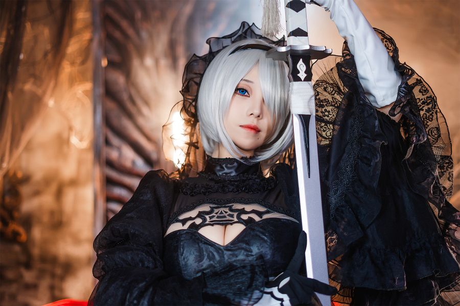คอสเพลย์ 2B จาก Nier: Automata ในชุดสีดำโชว์ผิวขาวโดนใจ 3 2B Nier: Automata Cosplay by Meeu