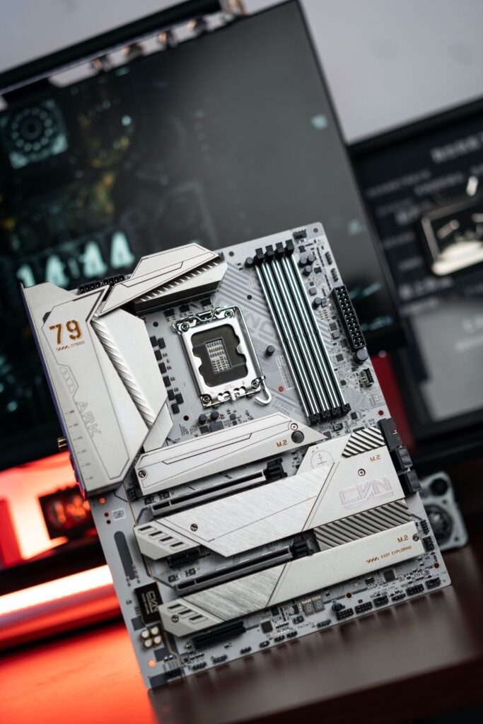 COLORFUL เปิดตัวเมนบอร์ด CVN Z790D5 ARK FROZEN 3 COLORFUL เปิดตัวเมนบอร์ด CVN Z790D5 ARK FROZEN