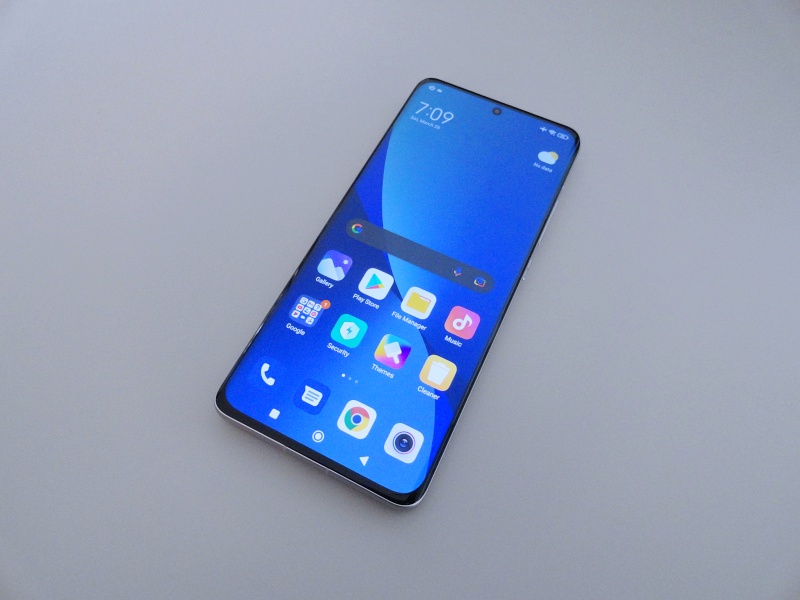 [รีวิว] Xiaomi 12 สมาร์ทโฟนเรือธงขนาดกะทัดรัด