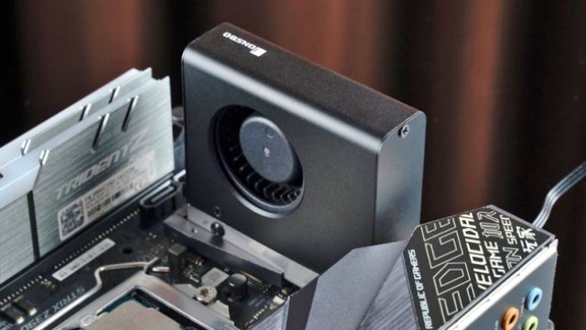 อาจได้เห็น SSD แบบ PCIe 5.0 รุ่นเรือธงมาพร้อมกับพัดลมระบายความร้อน 2 อาจได้เห็น SSD แบบ PCIe 5.0 รุ่นเรือธงมาพร้อมกับพัดลมระบายความร้อน