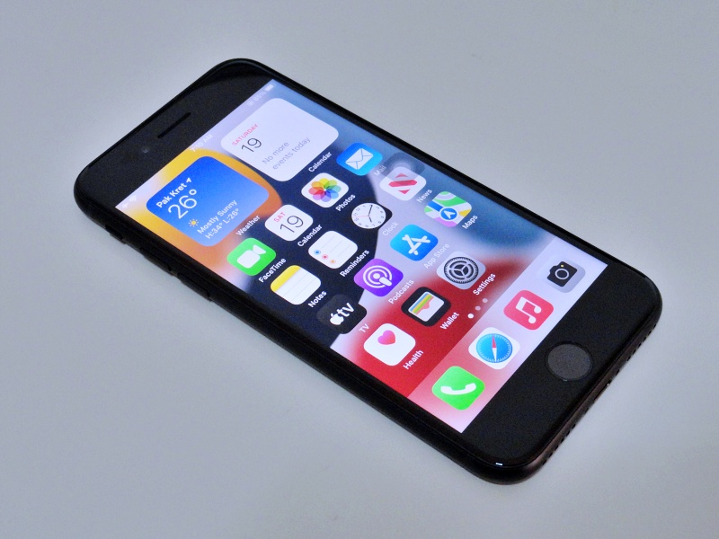 [รีวิว] iPhone SE 3 ชิปเซ็ตระดับเรือธง