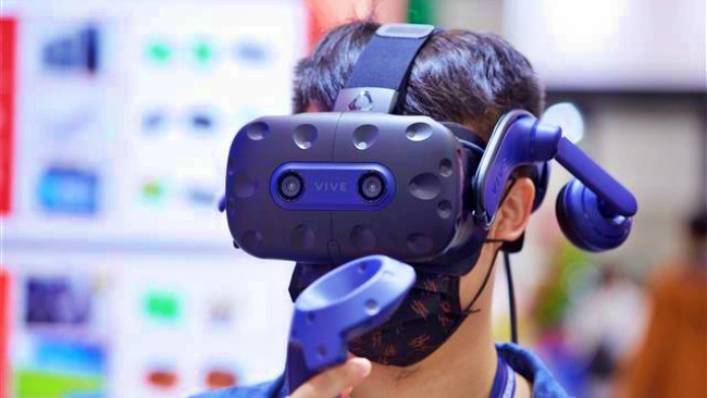 HTC อาจเปิดตัวสมาร์ทโฟนสำหรับโลก Metaverse