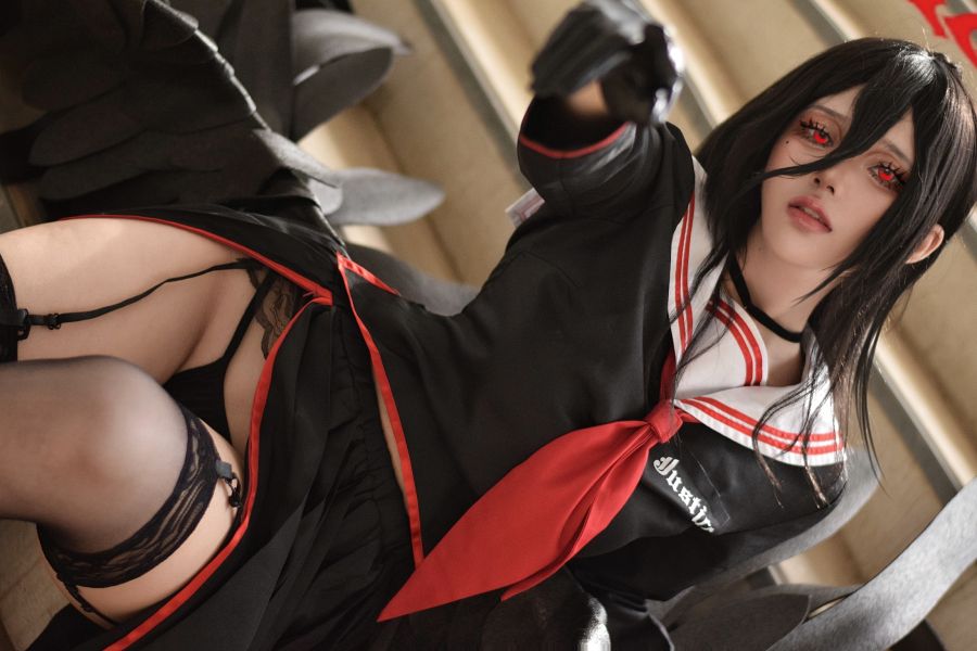 คุณอาริ โชว์ลุค Hasumi จาก Blue Archive ชุดนักเรียนสีดำสะท้านใจ 2 Hasumi Blue Archive Cosplay by Ahri