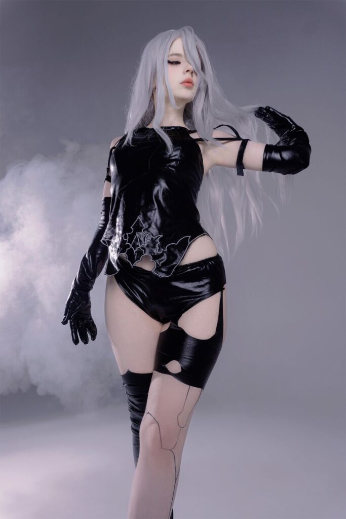 คอสเพลย์ A2 จาก NieR: Automata ฝีมือ Pudding Desu 4 A2 Nier: Automata Cosplay by Pudding Desu