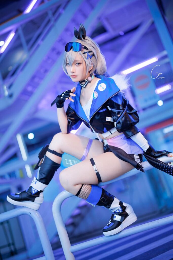 Cien恩恩 โชว์สกิลคอสเพลย์ Silver Wolf จาก Honkai: Star Rail 5 Silver Wolf Honkai: Star Rail Cosplay by Cien