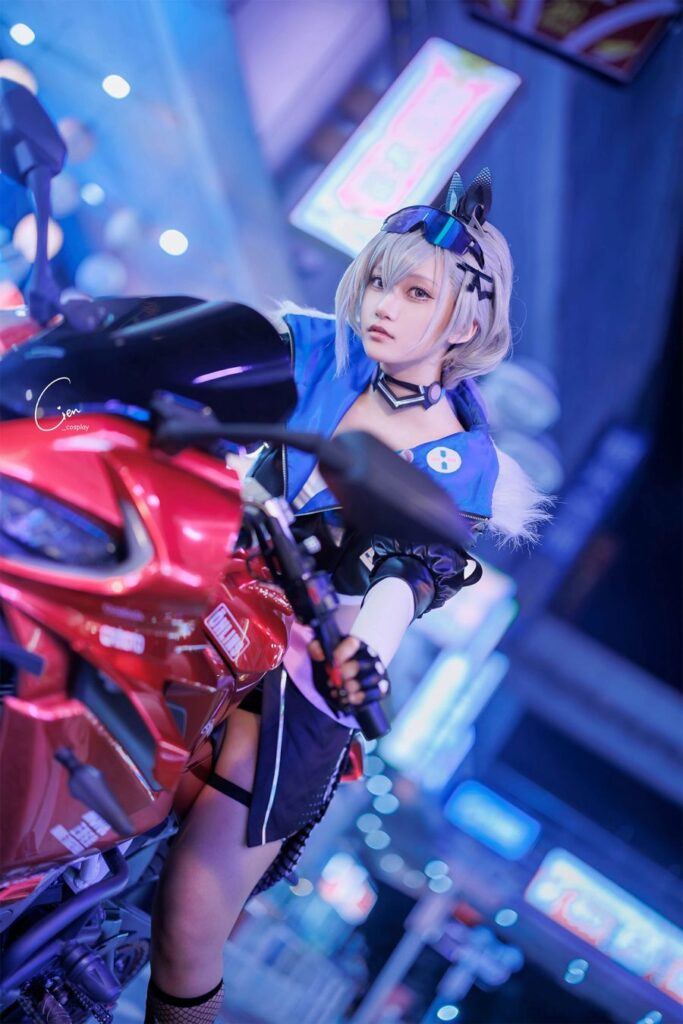 Cien恩恩 โชว์สกิลคอสเพลย์ Silver Wolf จาก Honkai: Star Rail 10 Silver Wolf Honkai: Star Rail Cosplay by Cien
