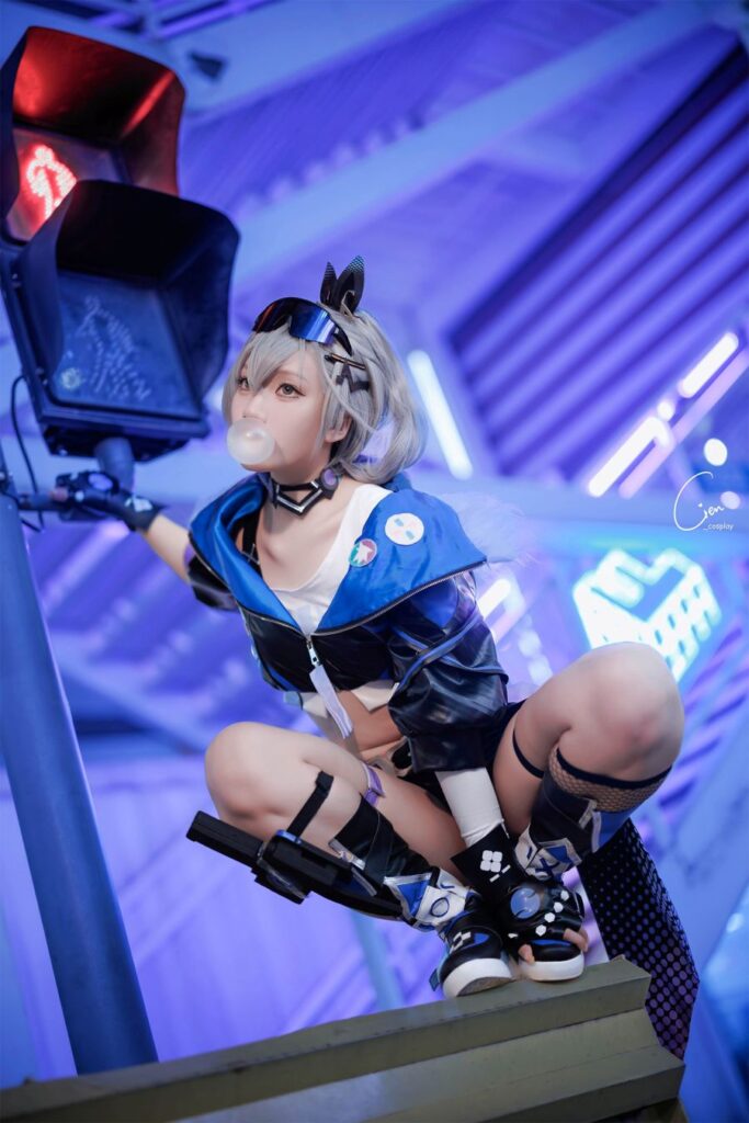Cien恩恩 โชว์สกิลคอสเพลย์ Silver Wolf จาก Honkai: Star Rail 11 Silver Wolf Honkai: Star Rail Cosplay by Cien