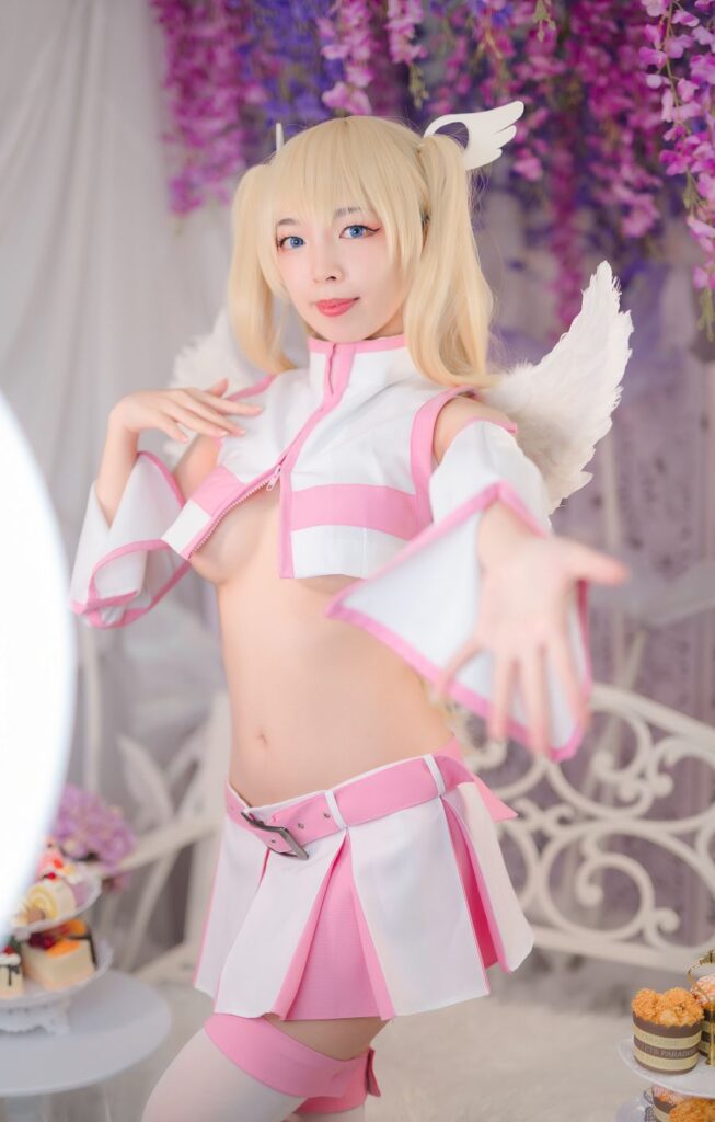 คุณเซียร์ ปังเว่อด้วยคอสเพลย์ Ririel จาก 2.5-jigen no Ririsa 2 Ririel 2.5-jigen no Ririsa Cosplay by Unicorn Cosplay