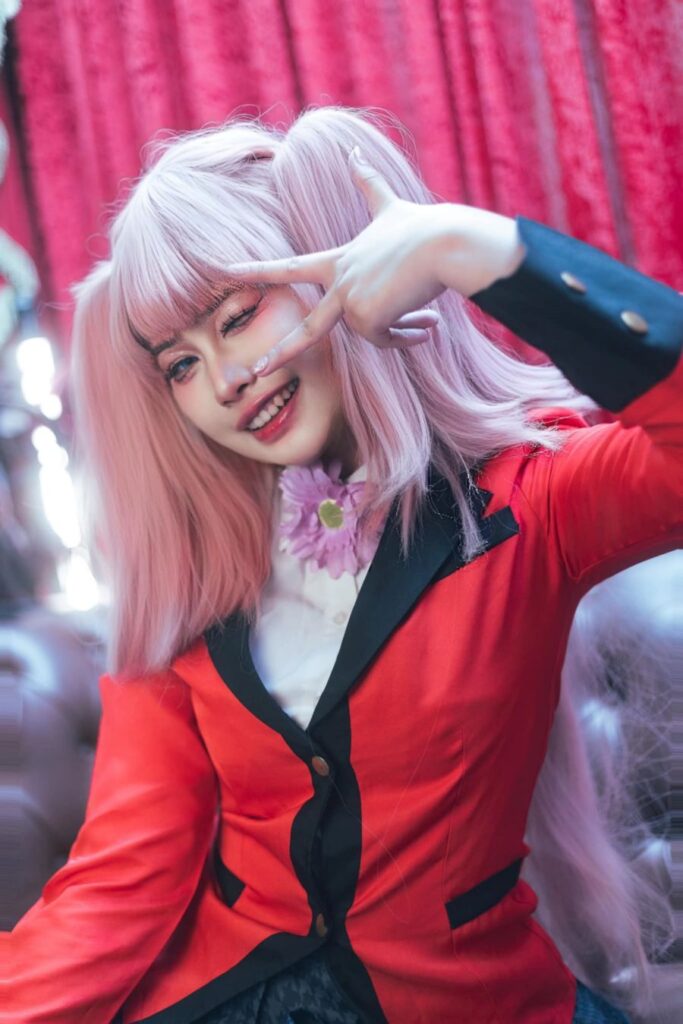 Yumemi Kakegurui Cosplay bu Ri Ka คุณซันซัน สร้างสรรค์ผลงานคอสเพลย์สุดปังในบทบาท Yumemi จากอนิเมะ โคตรเซียนโรงเรียนพนัน