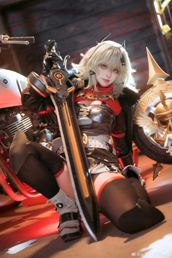 Yuri Majyo โชว์สกิลคอสเพลย์ Caesar จาก Zenless Zone Zero แบบจัดเต็ม 5 Caesar Zenless Zone Zero Cosplay by Yuri Majyo